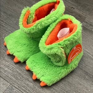 Toddler Slippers Size 5/6